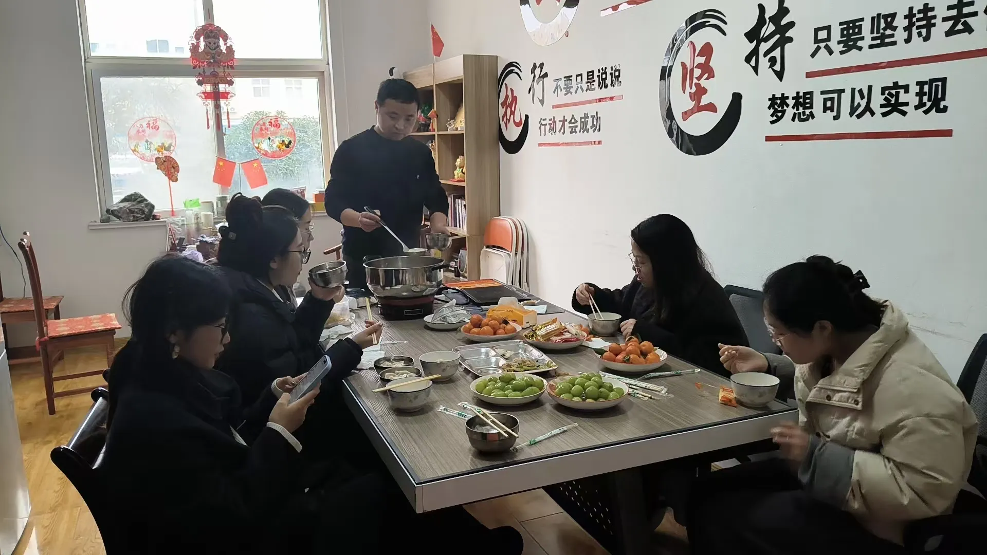 JOJO Pack firar Lantern Festival med Tangyuan