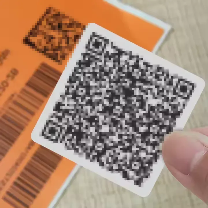 QR -kodetikett